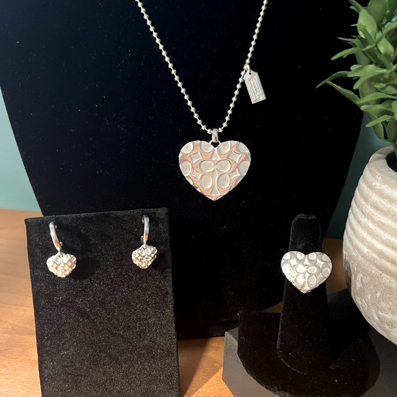 Coach Signature Heart Sterling Silver *Retired* SET- NWT - Picture 1 of 16